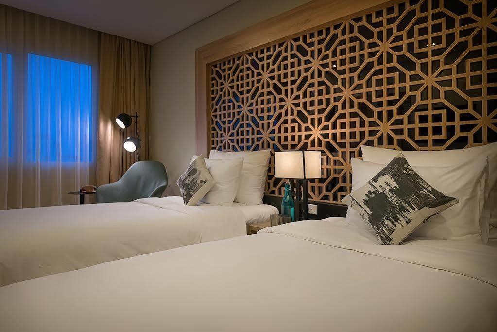 Ccentral Hotel Bui Vien مدينة هوشي منه المظهر الخارجي الصورة